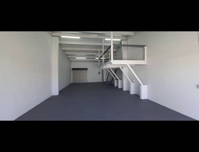 100M² MINI FACTORY TO LET IN ALTON